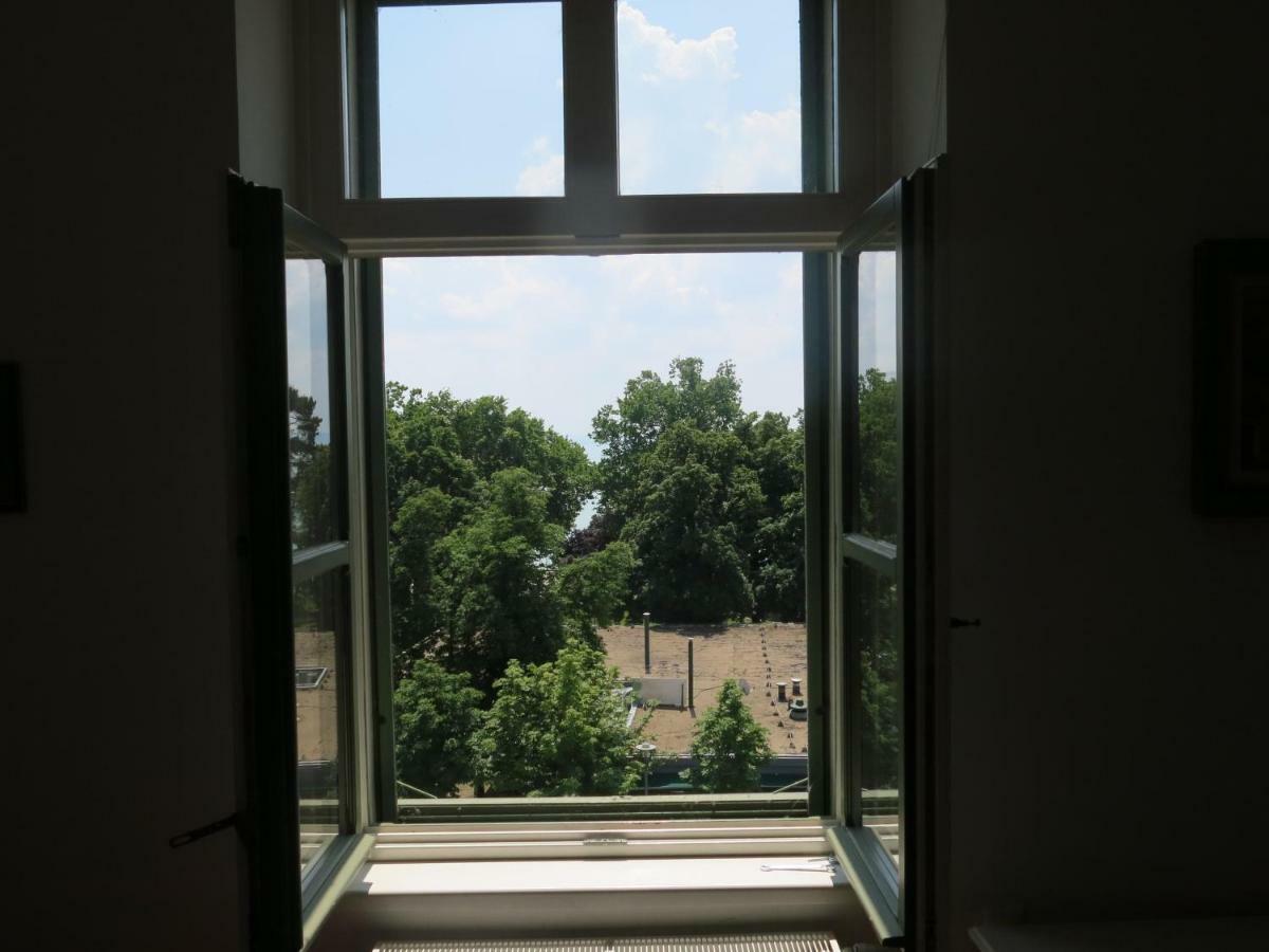 Horvath Villa Apartman Aliz 巴拉顿菲赖德 外观 照片