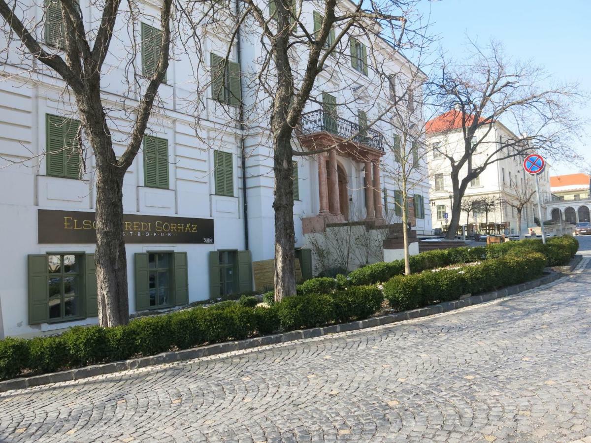 Horvath Villa Apartman Aliz 巴拉顿菲赖德 外观 照片